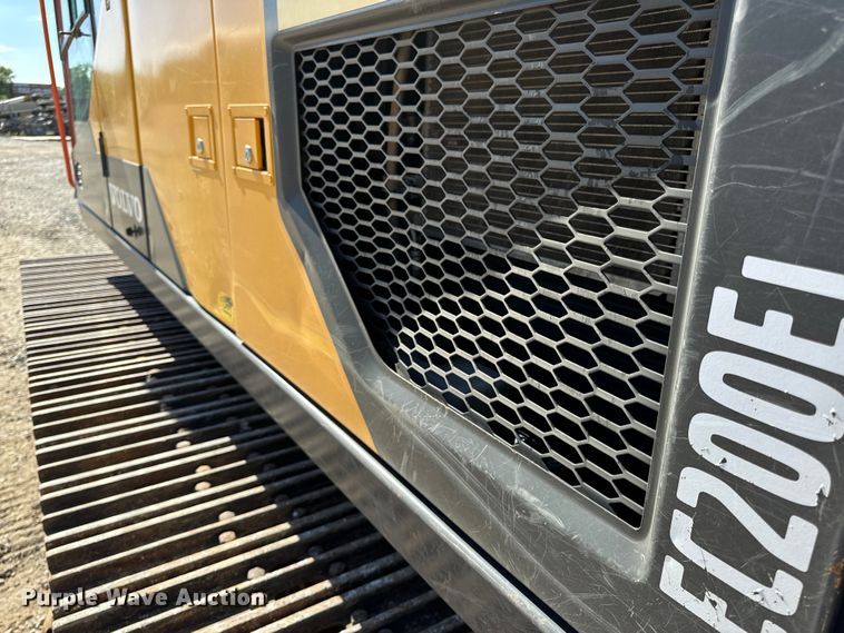 image for item DL4415 2019 Volvo EC200EL excavator