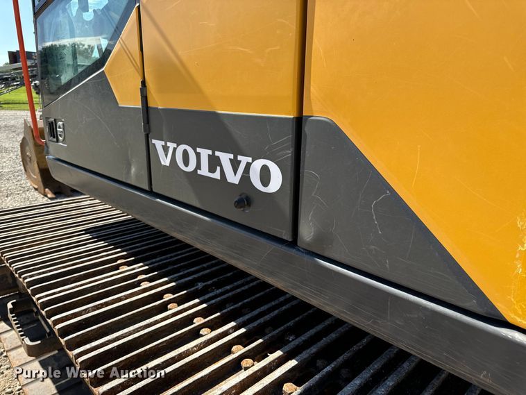 image for item DL4415 2019 Volvo EC200EL excavator