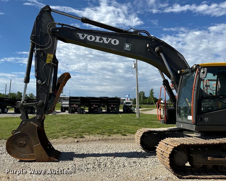 image for item DL4415 2019 Volvo EC200EL excavator