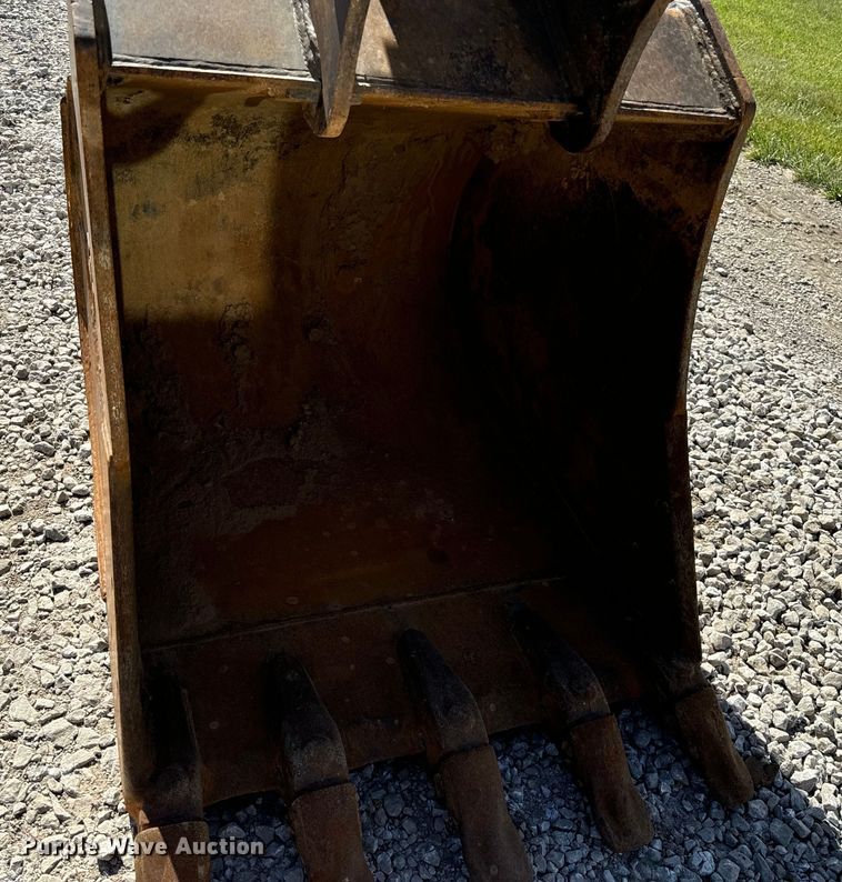 image for item DL4415 2019 Volvo EC200EL excavator