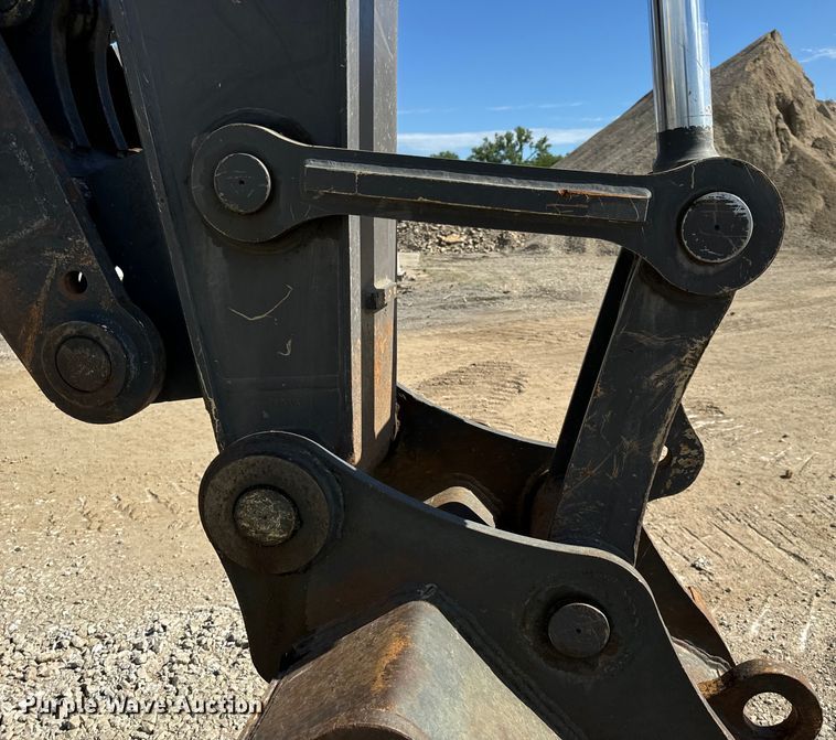 image for item DL4415 2019 Volvo EC200EL excavator