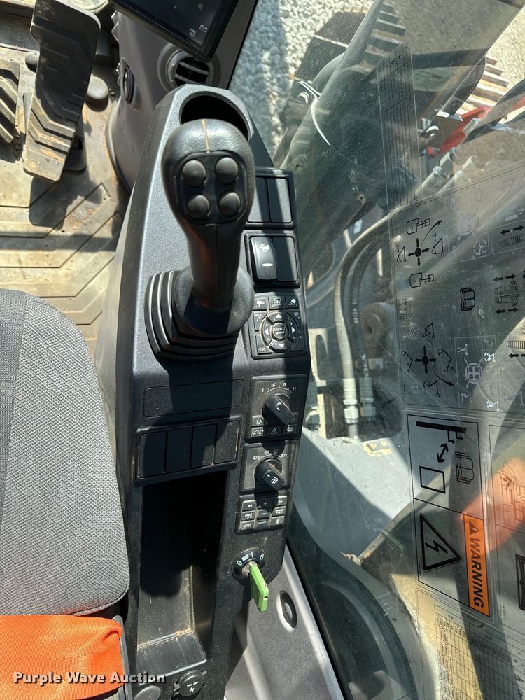 image for item DL4415 2019 Volvo EC200EL excavator