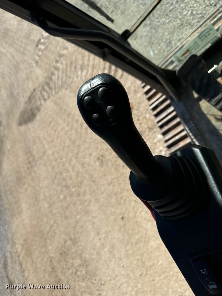 image for item DL4415 2019 Volvo EC200EL excavator