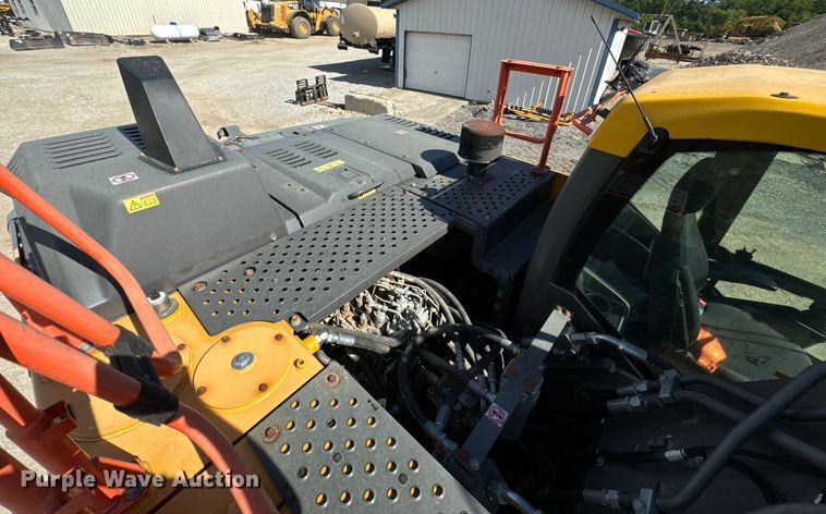 image for item DL4415 2019 Volvo EC200EL excavator