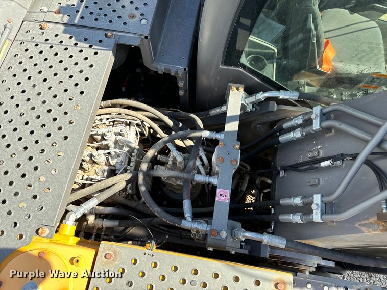 image for item DL4415 2019 Volvo EC200EL excavator