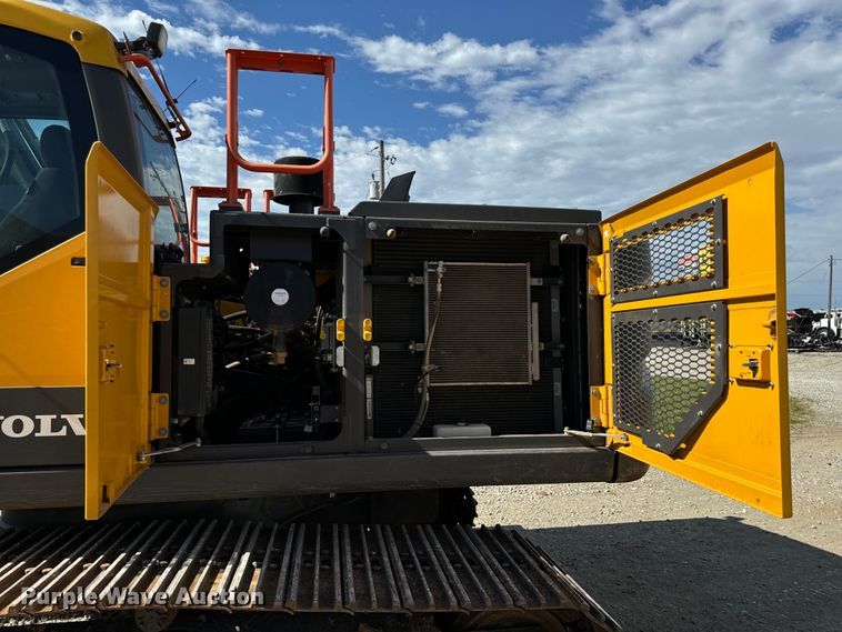 image for item DL4415 2019 Volvo EC200EL excavator