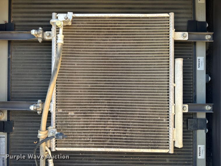 image for item DL4415 2019 Volvo EC200EL excavator