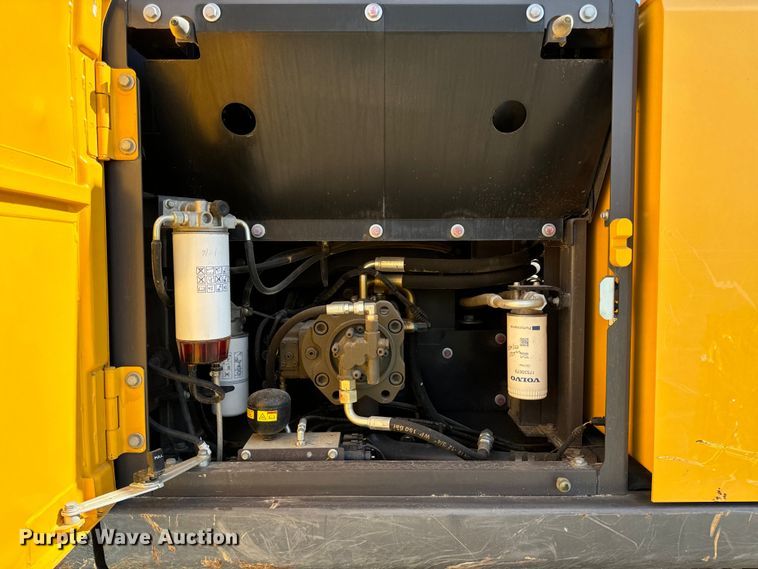 image for item DL4415 2019 Volvo EC200EL excavator