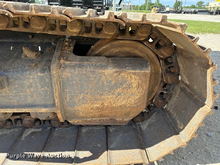 image for item DL4415 2019 Volvo EC200EL excavator