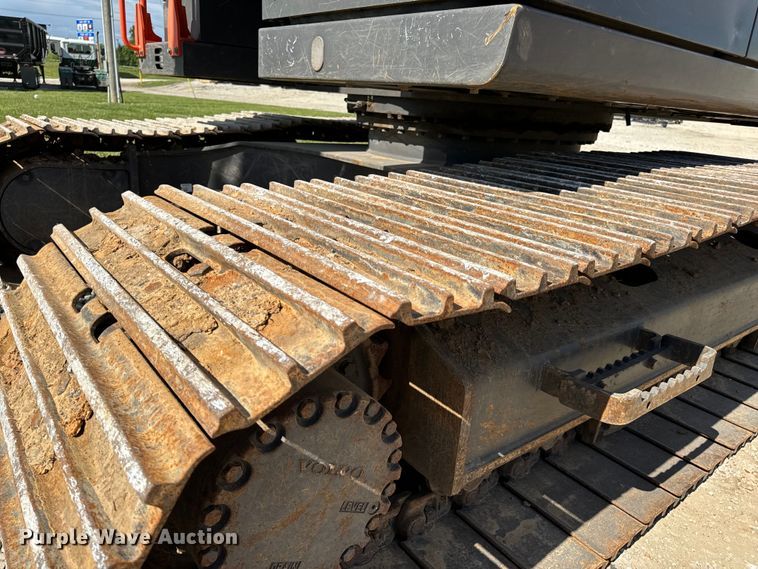 image for item DL4415 2019 Volvo EC200EL excavator