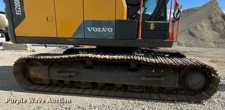 image for item DL4415 2019 Volvo EC200EL excavator