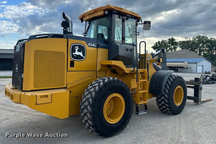 image for item DL4417 2019 John Deere 624L  wheel loader