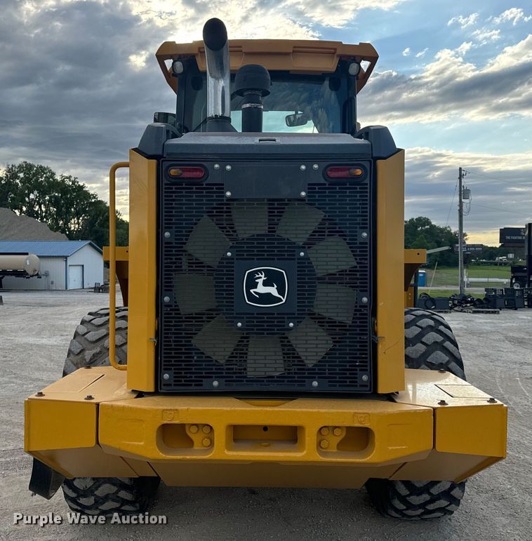 image for item DL4417 2019 John Deere 624L  wheel loader