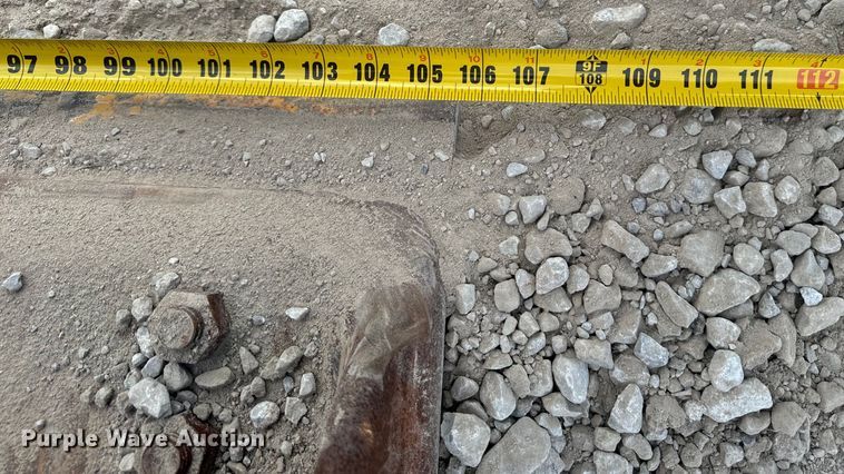 image for item DL4417 2019 John Deere 624L  wheel loader