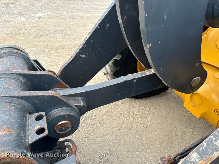 image for item DL4417 2019 John Deere 624L  wheel loader