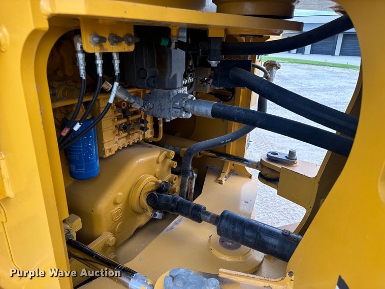 image for item DL4417 2019 John Deere 624L  wheel loader