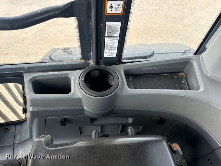 image for item DL4417 2019 John Deere 624L  wheel loader