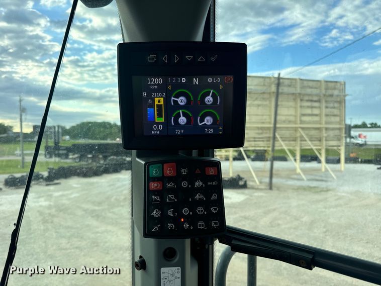 image for item DL4417 2019 John Deere 624L  wheel loader