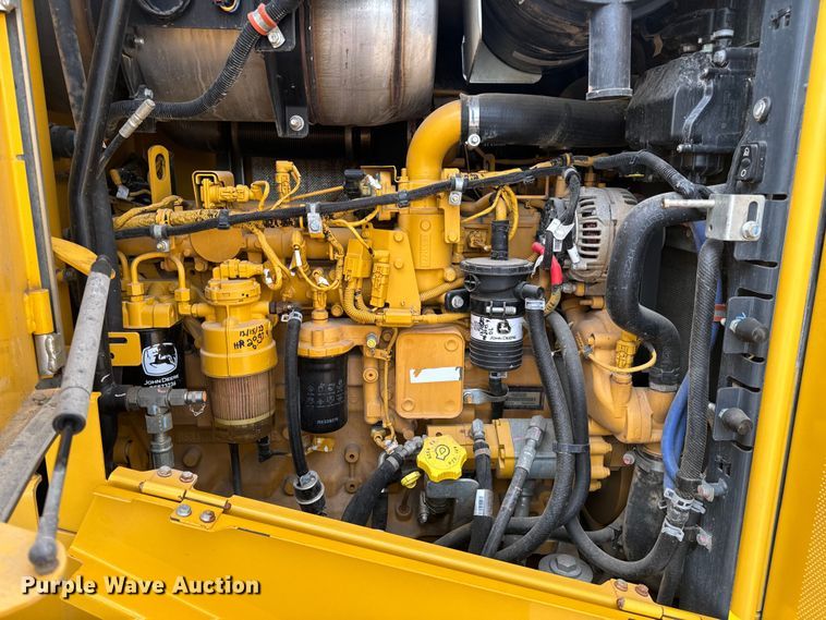 image for item DL4417 2019 John Deere 624L  wheel loader