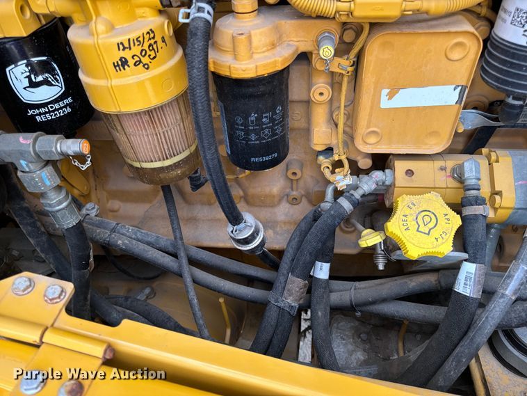 image for item DL4417 2019 John Deere 624L  wheel loader