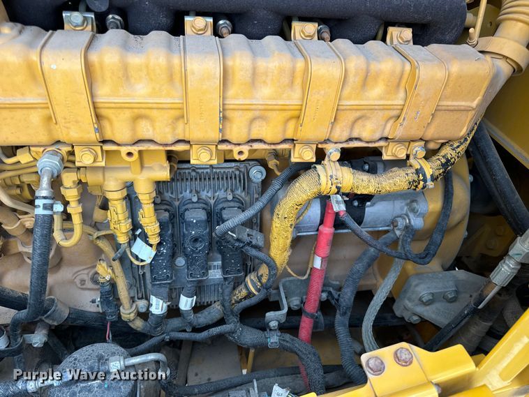 image for item DL4417 2019 John Deere 624L  wheel loader