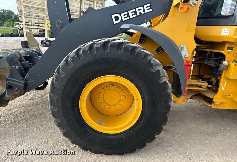 image for item DL4417 2019 John Deere 624L  wheel loader