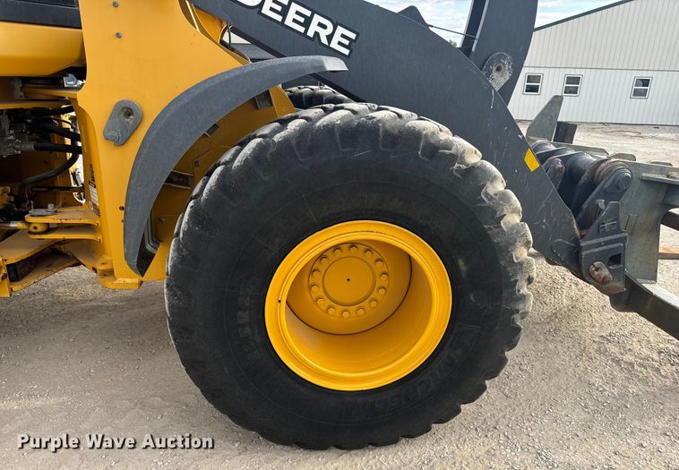 image for item DL4417 2019 John Deere 624L  wheel loader