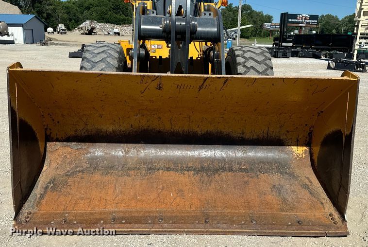 image for item DL4418 2015 John Deere 544K wheel loader