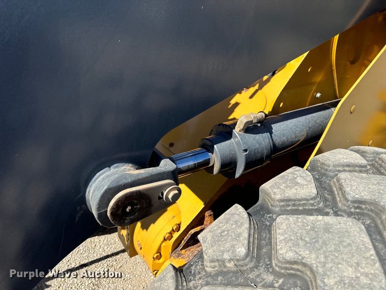 image for item DL4418 2015 John Deere 544K wheel loader