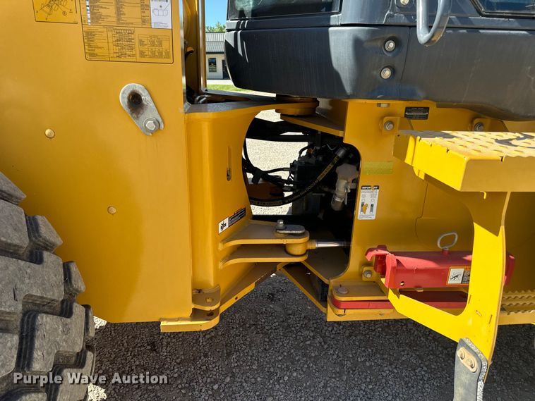 image for item DL4418 2015 John Deere 544K wheel loader