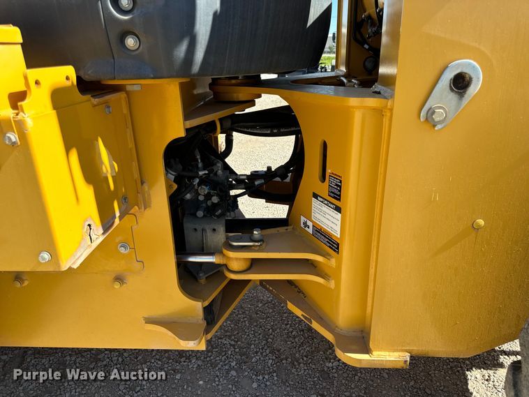 image for item DL4418 2015 John Deere 544K wheel loader