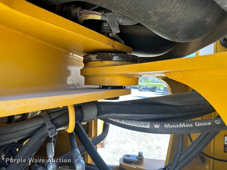 image for item DL4418 2015 John Deere 544K wheel loader