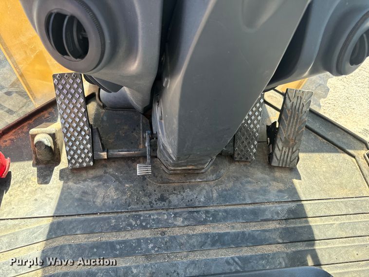 image for item DL4418 2015 John Deere 544K wheel loader