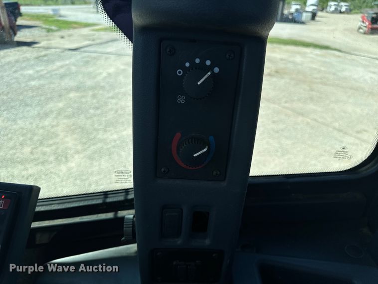 image for item DL4418 2015 John Deere 544K wheel loader