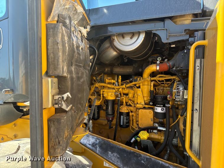 image for item DL4418 2015 John Deere 544K wheel loader