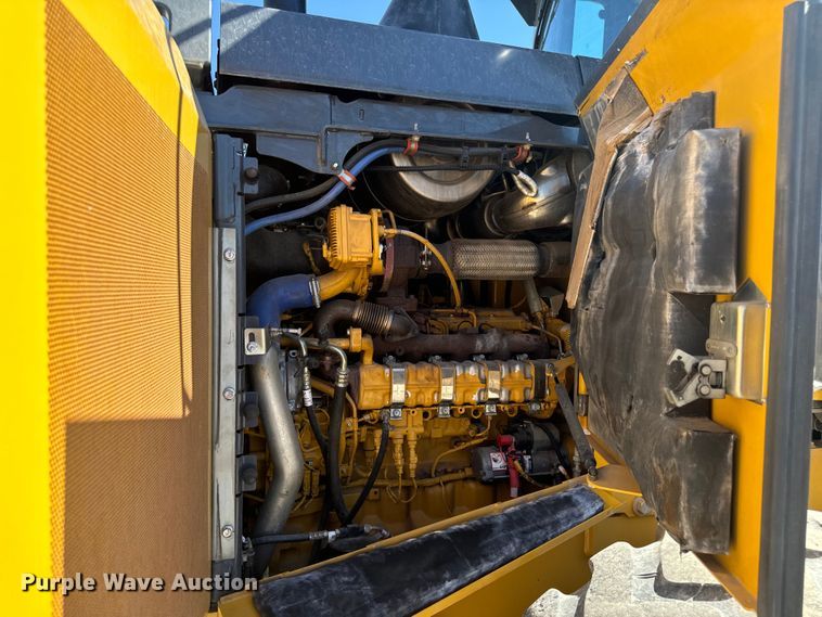 image for item DL4418 2015 John Deere 544K wheel loader