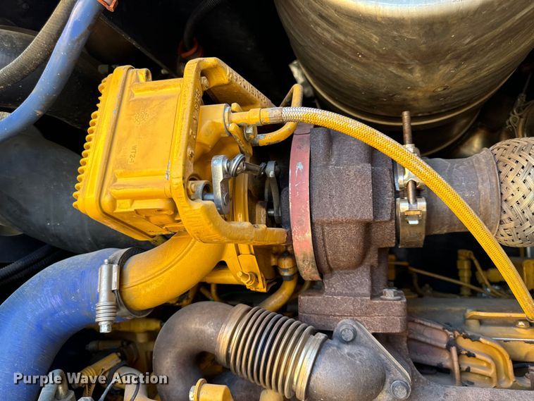 image for item DL4418 2015 John Deere 544K wheel loader