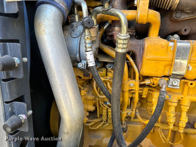 image for item DL4418 2015 John Deere 544K wheel loader