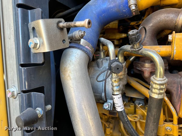 image for item DL4418 2015 John Deere 544K wheel loader