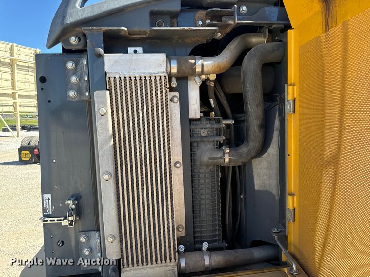 image for item DL4418 2015 John Deere 544K wheel loader