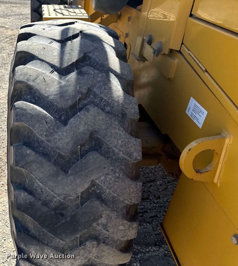 image for item DL4418 2015 John Deere 544K wheel loader