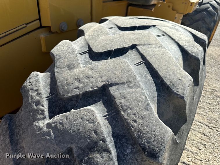 image for item DL4418 2015 John Deere 544K wheel loader