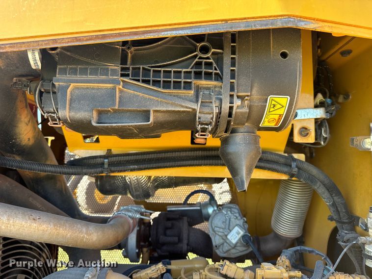 image for item DL4419 2018 Caterpillar  D5K2 LGP dozer