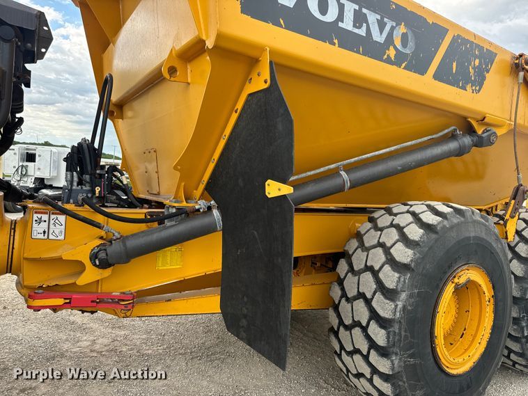 image for item DL4420 2019 Volvo A25G haul truck