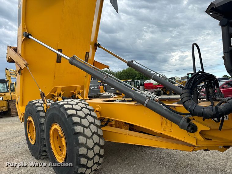 image for item DL4420 2019 Volvo A25G haul truck