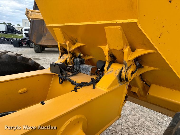 image for item DL4420 2019 Volvo A25G haul truck