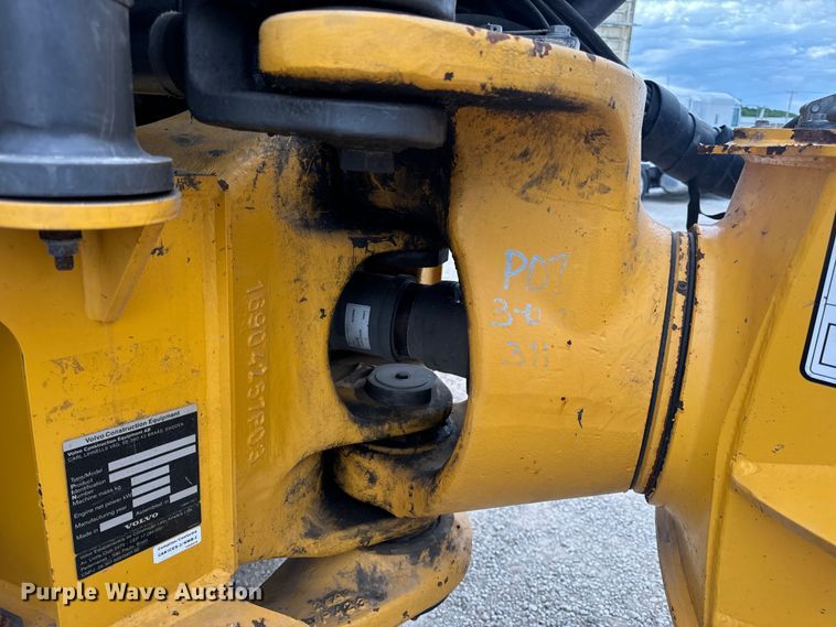 image for item DL4420 2019 Volvo A25G haul truck