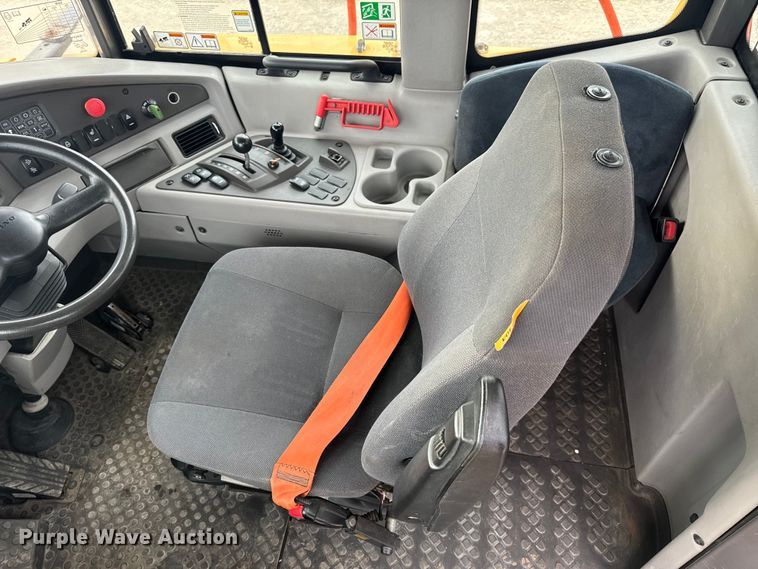 image for item DL4420 2019 Volvo A25G haul truck