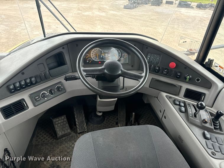 image for item DL4420 2019 Volvo A25G haul truck