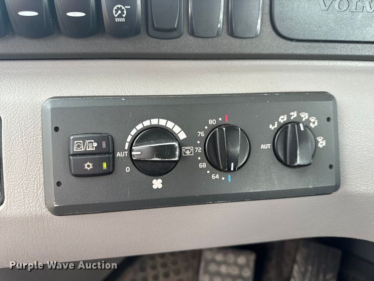 image for item DL4420 2019 Volvo A25G haul truck